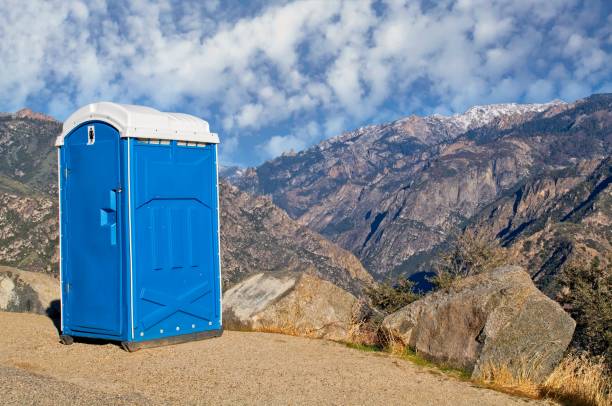 Best VIP or Luxury Restroom Trailers  in Pearland, TX
