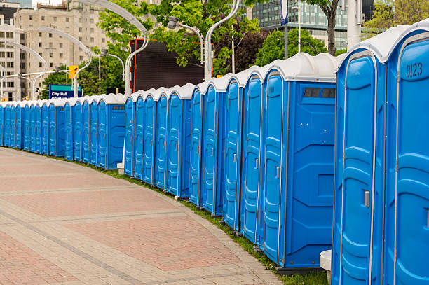 Best ADA-Compliant Portable Toilet Rental  in Pearland, TX